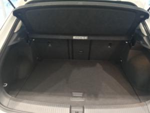 Volkswagen T-ROC 2.0 TSI Design 4MOT DSG - Image 22