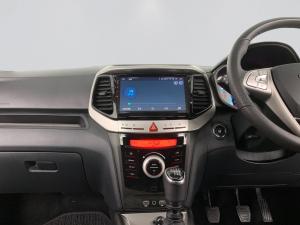 Mahindra XUV300 1.2T - Image 19