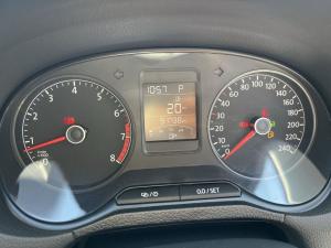 Volkswagen Polo Vivo hatch 1.6 Comfortline auto - Image 12