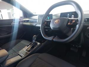 MG MG3 1.5 Luxury - Image 11