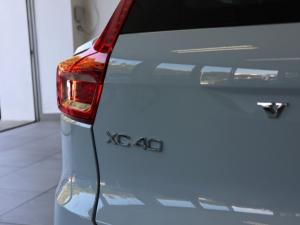 Volvo XC40 B4 Plus Dark - Image 13