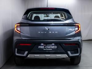 Mahindra XUV 3XO 1.2T MX2 manual - Image 10