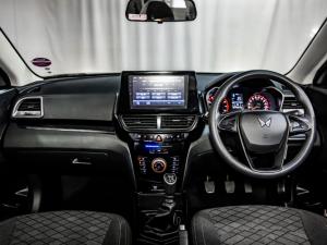 Mahindra XUV 3XO 1.2T MX2 manual - Image 4