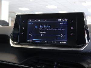 Peugeot 208 1.2 Active - Image 17