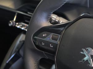 Peugeot 208 1.2 Active - Image 19