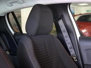 Peugeot 208 1.2 Active - Image 28