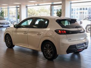 Peugeot 208 1.2 Active - Image 9