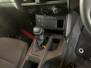 Toyota Hilux 2.8GD-6 double cab SRX 4x4 - Image 10