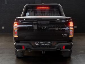 GWM P300 2.4T double cab LTD 4x4 - Image 8