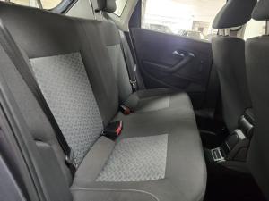 Volkswagen Polo Vivo hatch 1.4 Life - Image 15