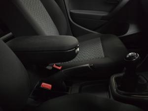 Volkswagen Polo Vivo hatch 1.4 Life - Image 6