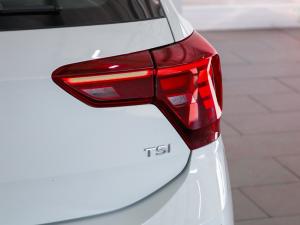 Volkswagen Polo hatch 1.0TSI Life manual - Image 10