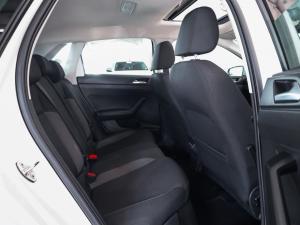 Volkswagen Polo hatch 1.0TSI Life manual - Image 16