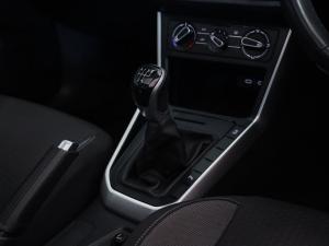 Volkswagen Polo hatch 1.0TSI Life manual - Image 20
