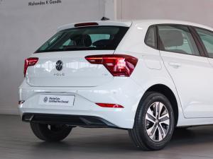 Volkswagen Polo hatch 1.0TSI Life auto - Image 6