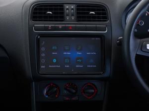 Volkswagen Polo Vivo hatch 1.4 Life - Image 18