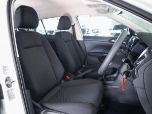 Volkswagen T-Cross 1.0TSI manual - Image 12