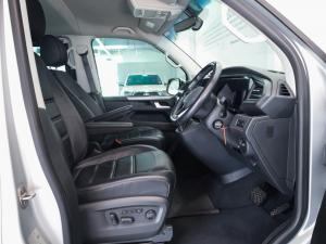 Volkswagen Caravelle 2.0BiTDI Highline 4Motion - Image 14