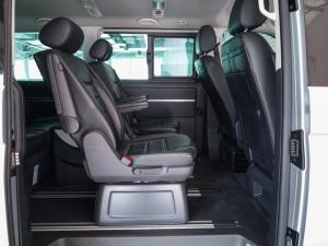 Volkswagen Caravelle 2.0BiTDI Highline 4Motion - Image 17