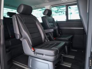 Volkswagen Caravelle 2.0BiTDI Highline 4Motion - Image 19