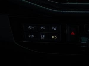 Volkswagen Caravelle 2.0BiTDI Highline 4Motion - Image 27