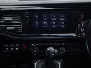 Volkswagen Caravelle 2.0BiTDI Highline 4Motion - Image 29