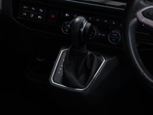Volkswagen Caravelle 2.0BiTDI Highline 4Motion - Image 32