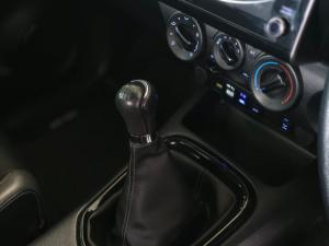 Toyota Hilux 2.8GD-6 Xtra cab Legend manual - Image 14