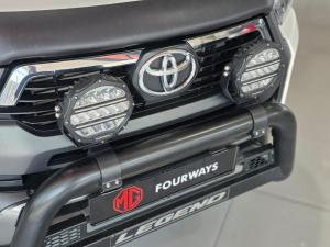 Toyota Hilux 2.8GD-6 Xtra cab Legend manual - Image 6