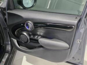 MINI Hatch Cooper S Hatch 5-door - Image 17