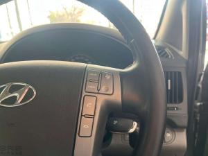 Hyundai H-1 2.5 Crdi A/T/ 2.5 Elite automatic - Image 15