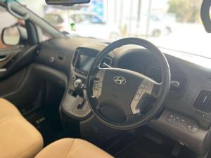 Hyundai H-1 2.5 Crdi A/T/ 2.5 Elite automatic - Image 6