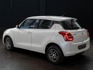 Suzuki Swift 1.2 GL manual - Image 10