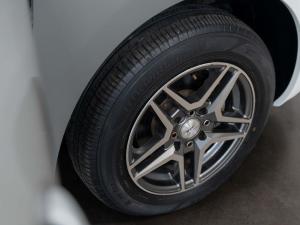 Suzuki Swift 1.2 GL manual - Image 29