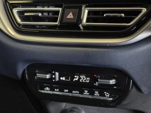 Suzuki Baleno 1.5 GLX auto - Image 19