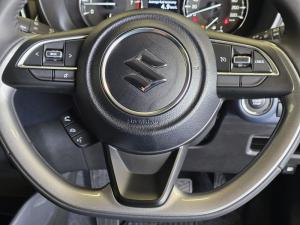Suzuki Baleno 1.5 GLX auto - Image 21