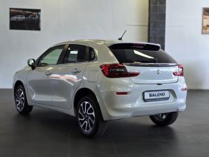 Suzuki Baleno 1.5 GLX auto - Image 7