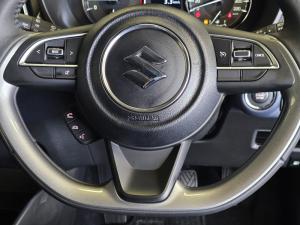 Suzuki Baleno 1.5 GLX manual - Image 21
