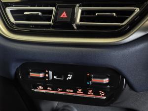 Suzuki Baleno 1.5 GLX manual - Image 19