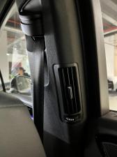 Volkswagen Touareg V6 TDI Executive R-Line - Image 9