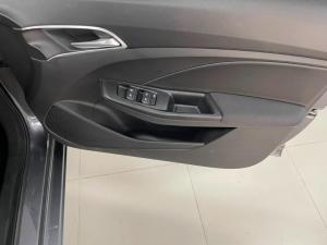 MG MG3 1.5 Comfort manual - Image 15