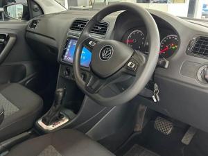 Volkswagen Polo Vivo hatch 1.6 Life - Image 12