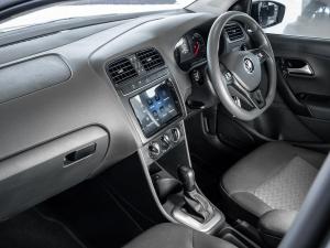 Volkswagen Polo Vivo hatch 1.6 Life - Image 17