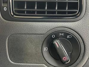 Volkswagen Polo Vivo hatch 1.6 Life - Image 20