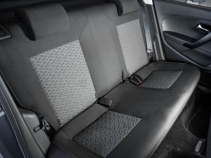 Volkswagen Polo Vivo hatch 1.6 Life - Image 22