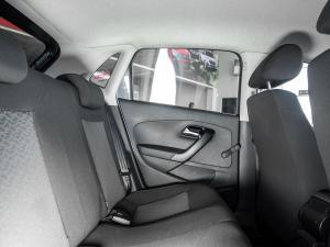 Volkswagen Polo Vivo hatch 1.6 Life - Image 24