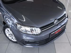 Volkswagen Polo Vivo hatch 1.6 Life - Image 4
