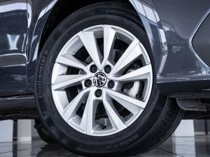 Volkswagen Polo Vivo hatch 1.6 Life - Image 5