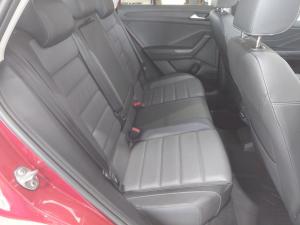 Volkswagen T-Roc 2.0TSI 4Motion Design - Image 27