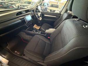 Toyota Hilux 2.4GD-6 Xtra cab Raider auto - Image 7